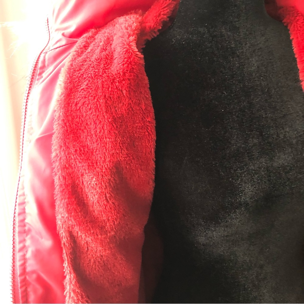Red Short Puffer Jacket - Picture 11 of 11